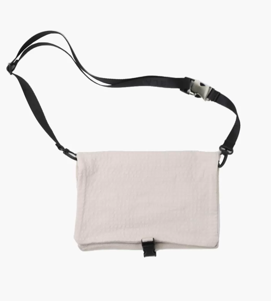 Tassen^OLAF Passport Seersucker Bag Cement