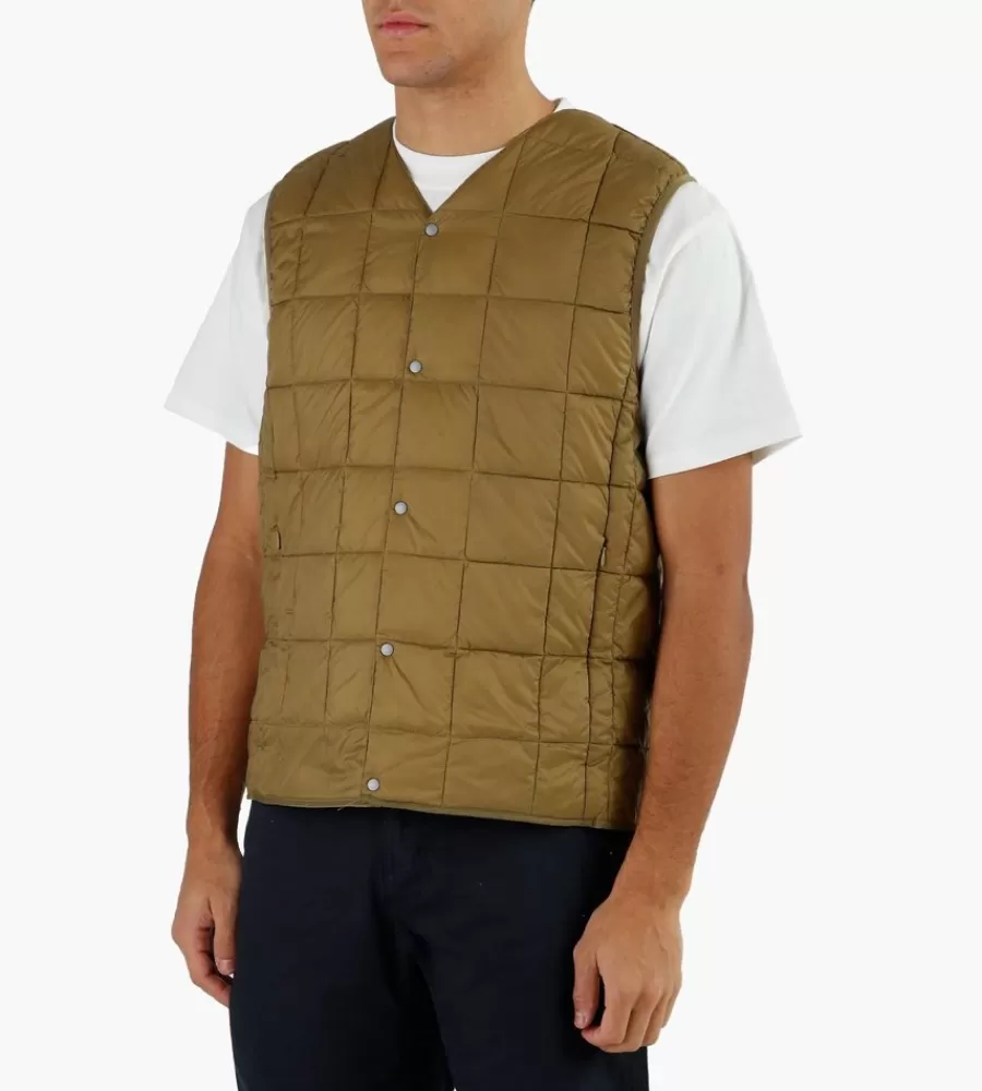 Jassen^TAION V Neck Button Down Vest Beige