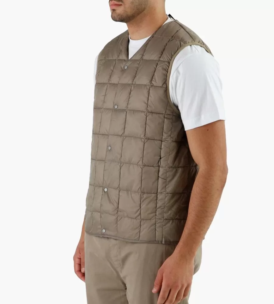 Jassen^TAION V Neck Button Down Vest Khaki